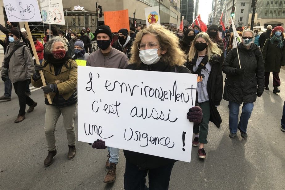 Environnement aussi une urgence -- la presse