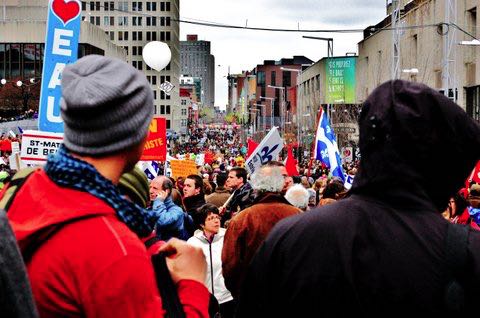 Foule Jour de la terre 2012