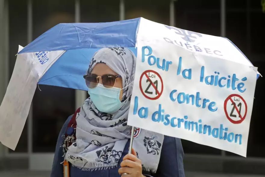 Pour la laïcité Contre la discrimination - copie(1)